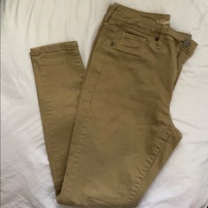 Universal Thread High Rise Jegging